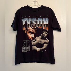 Chrome Heavyweight Champ Mike
Tyson size M